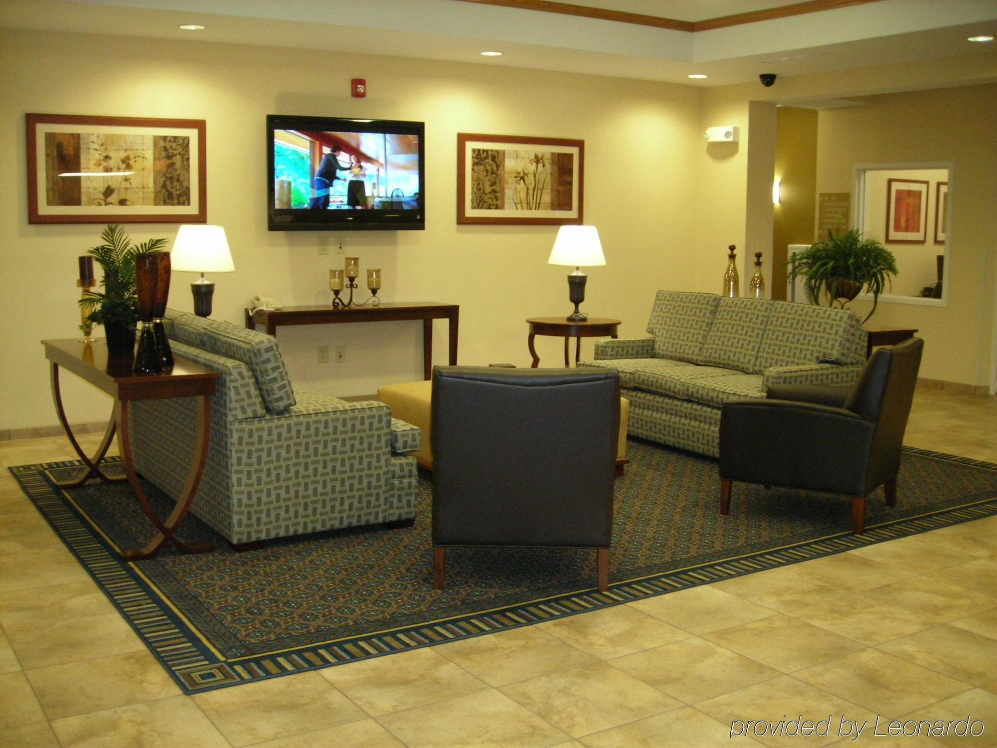 Candlewood Suites - Columbus, An Ihg Hotel Интерьер фото